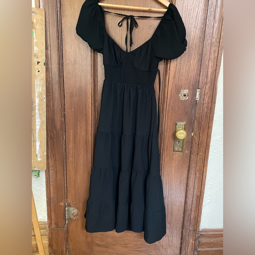 Backless tie dress